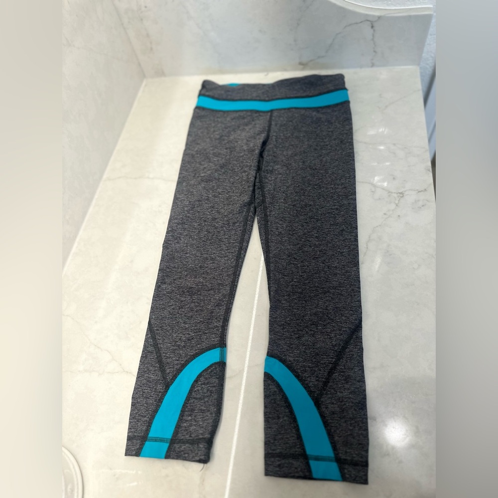 Lululemon Leggings - Crop Inspire